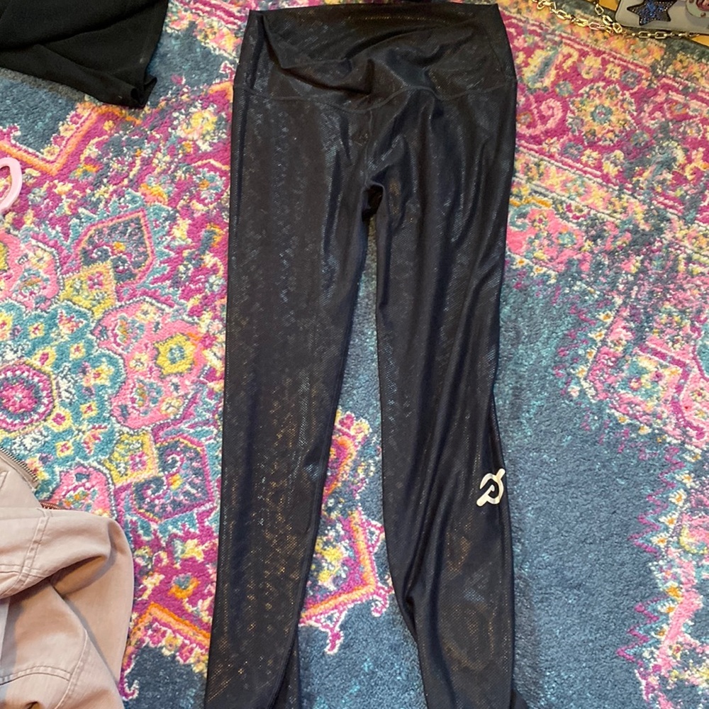 Peloton With Snake Print Pattern Leggings Xl - image 1